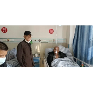 2021.11.2中醫(yī)院住院老爺子請公司護(hù)工郭明光康復(fù)護(hù)理