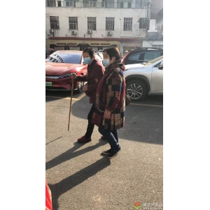 我護(hù)工護(hù)理工作從見(jiàn)到病人那一刻開(kāi)始
